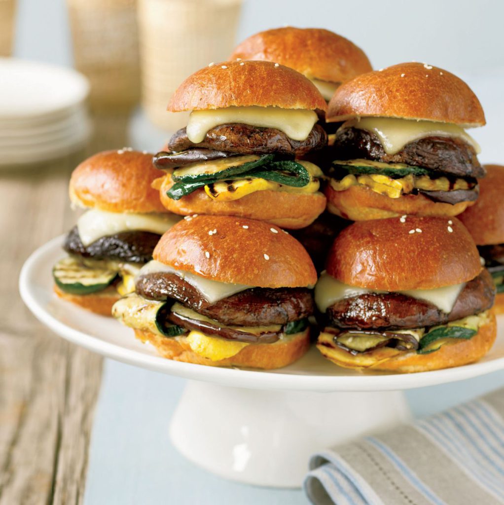 Mini cheeseburgers