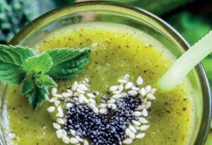 groene smoothie met gebroken lijnzaad